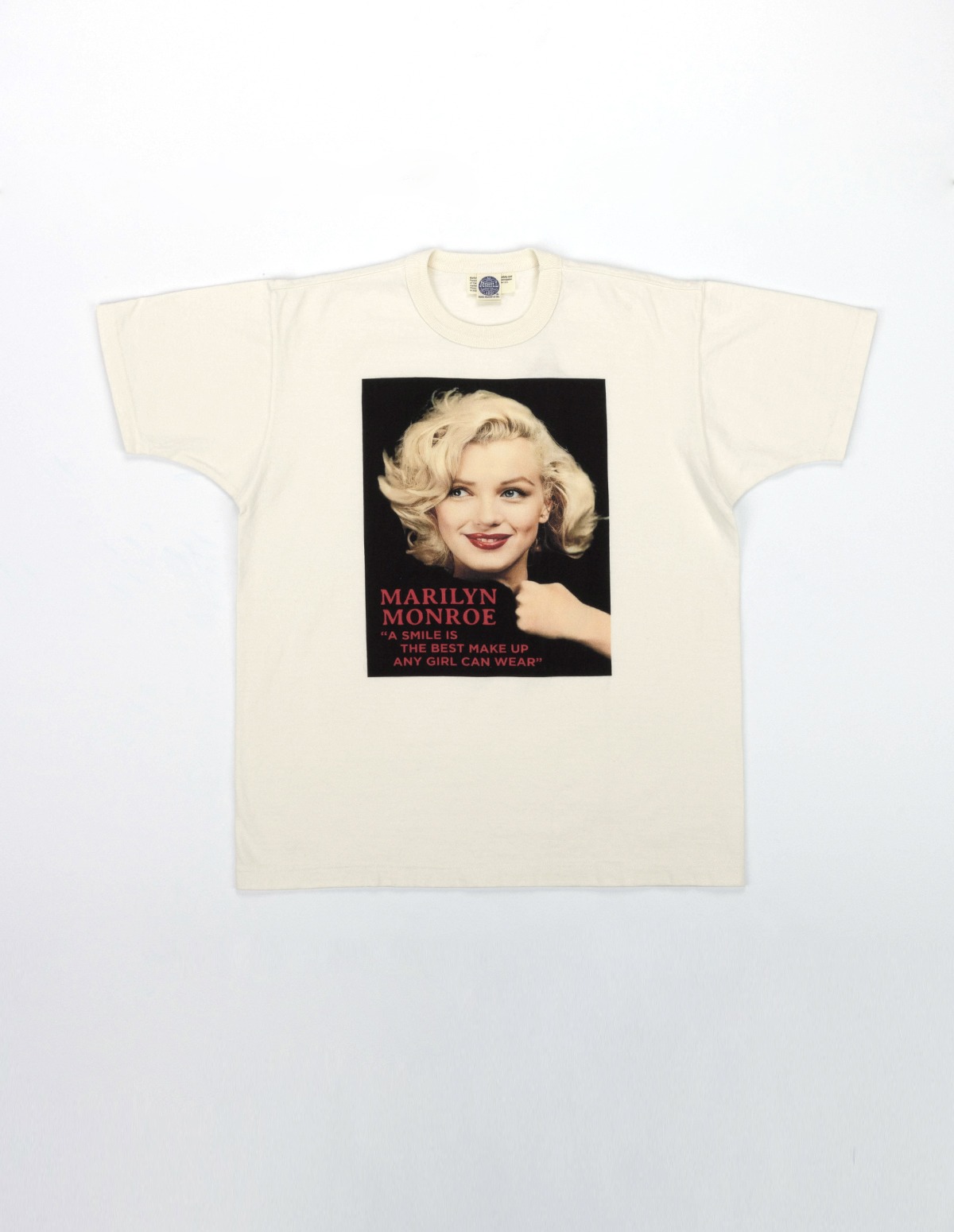 TMC2313 MARILYN MONROE TEE &quot;A SMILE IS THE BEST MAKE UP&quot; (Offwhite)